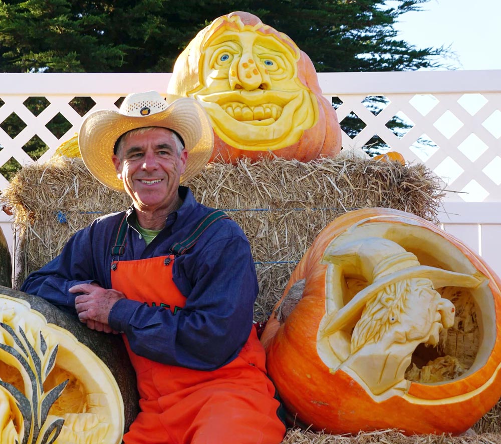 Farmer Mike, Carving Expert